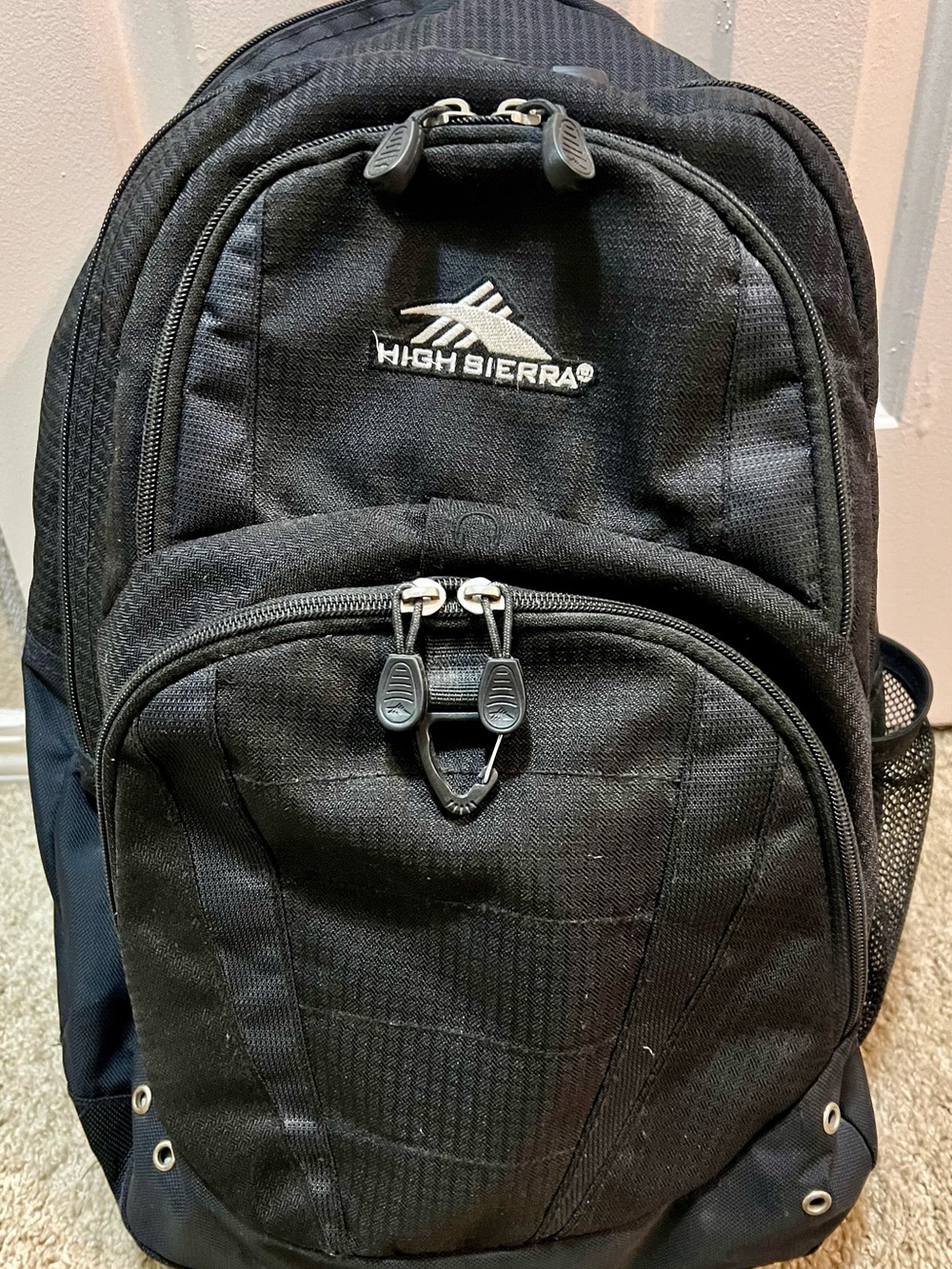 High Sierra Black Loop Multi-Compartment Backpack / Daypack Bag